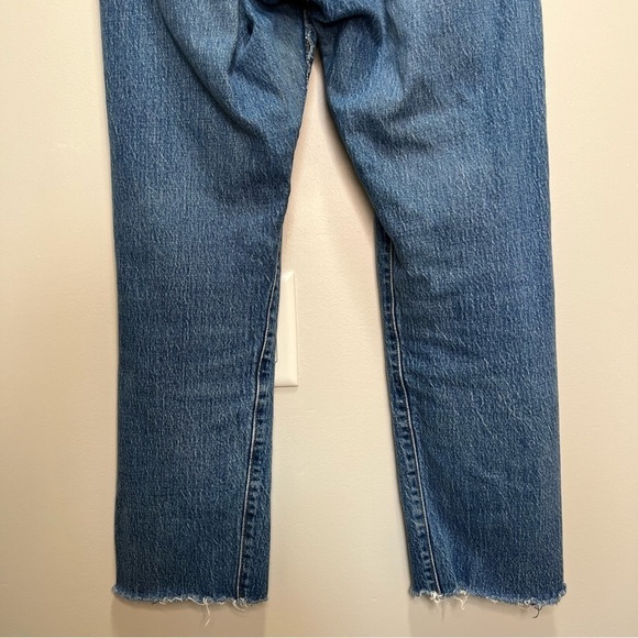 Levi’s Wedgie Straight Fit Button Fly Jeans Size 28 Raw Hem - Picture 4 of 14